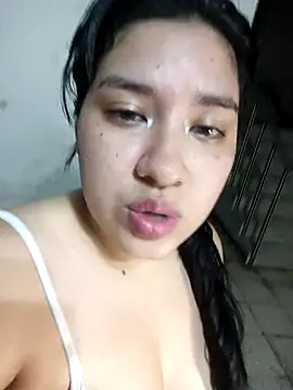 danelylopez - DanelyLopez's free webcam - UK Sex Cams