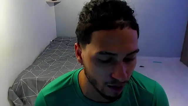 Kris_Khalifa69 webcam