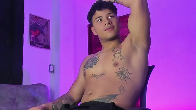 Dominic_Biker__ webcam