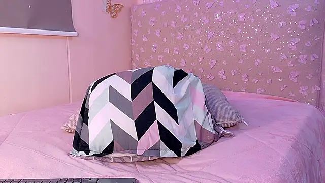 dahlia_brownie - DAHLIA_BROWNIE's free webcam - UK Sex Cams