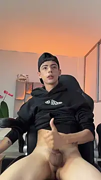 sebastian_reed - Sebastian_Reed's free webcam - UK Sex Cams