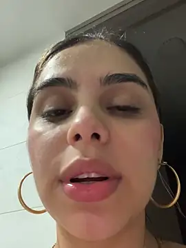 crisbell_lopez - Crisbell_lopez's free webcam - UK Sex Cams