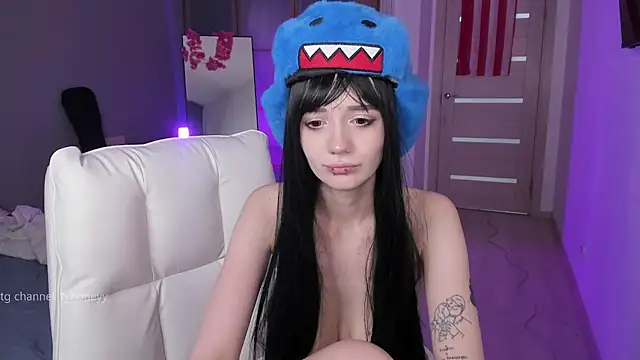 ElizabethBritanny webcam