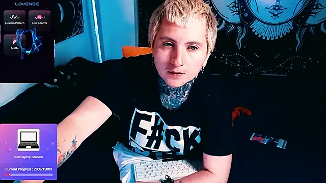 Marieblueeyes webcam