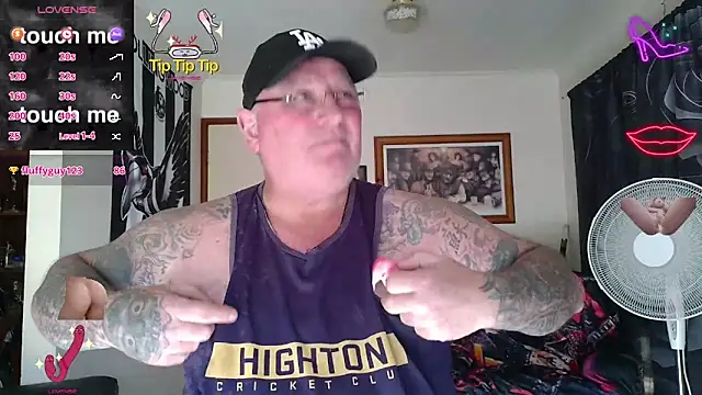 KINKYBLUEYES69 webcam