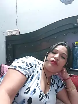 Poojabhabi101 webcam