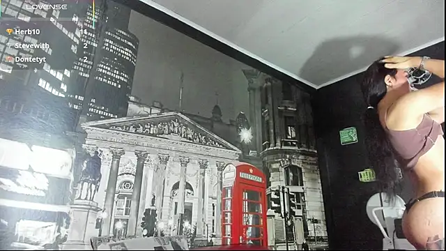 CloeRodriguez webcam