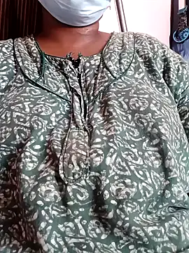 tamilkaviya431 webcam