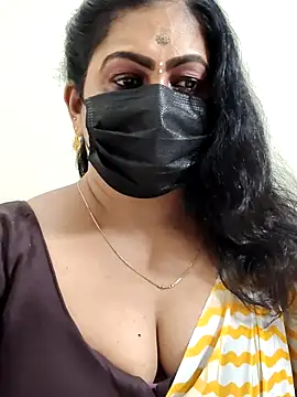 Webcam Model (Sweetie_swetha37)  is live.Free join now!