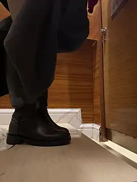 yimisun01 - Yimisun01's free webcam - UK Sex Cams