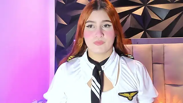 megan_whitee__ webcam