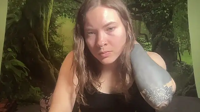 mo0ngoddess - Mo0ngoddess's free webcam - UK Sex Cams