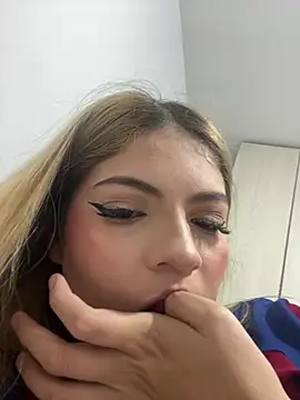 meggan___ - Meggan___'s free webcam - UK Sex Cams