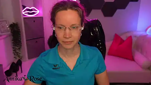 AnnikaRose webcam