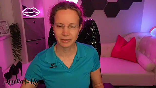 AnnikaRose webcam