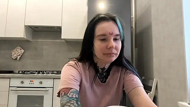 HighelikeGirl webcam