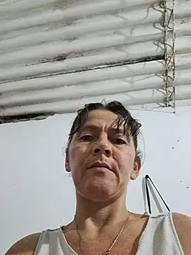 Dirty-Mature-XXX webcam