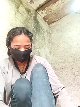 Sunali_Bendre webcam