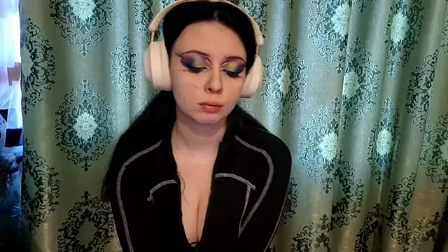 MindyMinty webcam