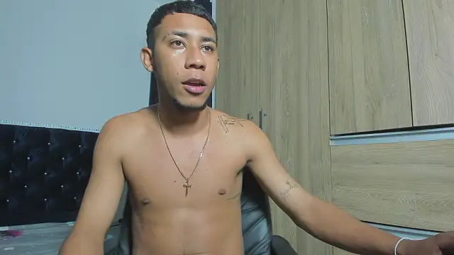 skinny_rich77 webcam