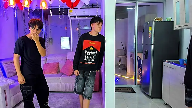 Houseofwarrios webcam