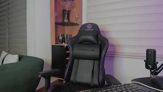 alejooo_twink webcam