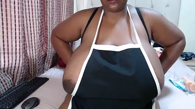 chocolatedarkbustyx - CHOCOLATEDARKBUSTYX's free webcam - UK Sex Cams