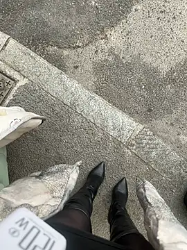 美女petoys在线直播