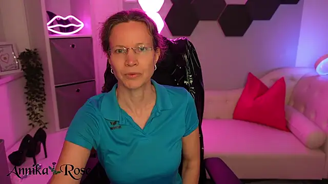 AnnikaRose webcam