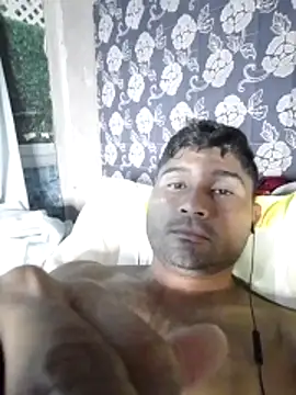 diogo100 - Diogo100's free webcam - UK Sex Cams