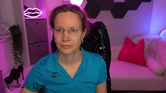 AnnikaRose webcam