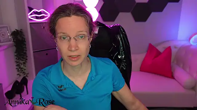 AnnikaRose webcam