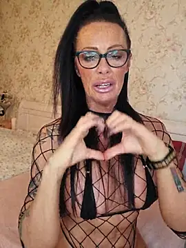 Misses-Cougar webcam