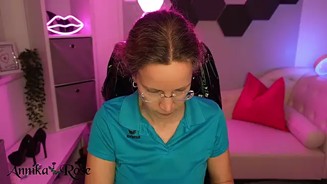 AnnikaRose webcam