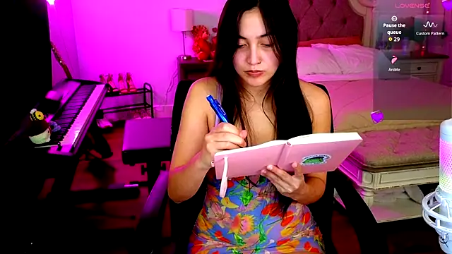 JasmineWinters webcam