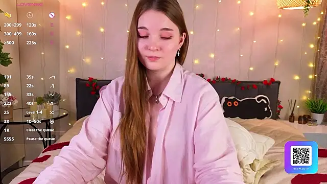 ConstanceHelms webcam