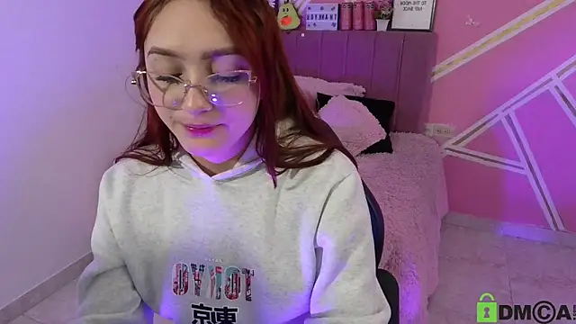 Natasha_Romanof18 webcam