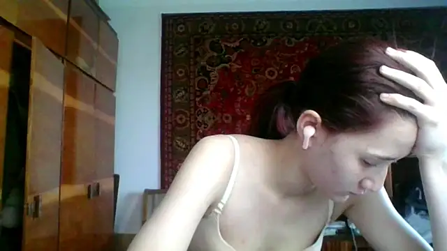 NickiKisinger webcam