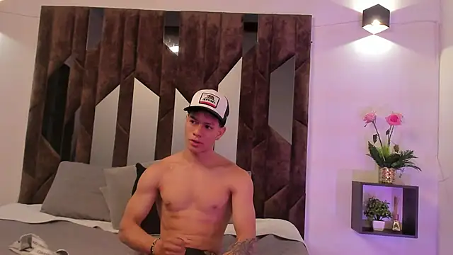 tonypetrovjs - TonyPetrovjs's free webcam - UK Sex Cams