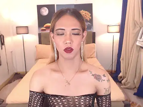 PreciousAmore webcam