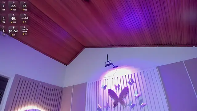 chantall1375 - Chantall1375's free webcam