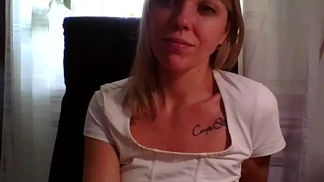 velvetlove287 - VelvetLove287's free webcam - UK Sex Cams