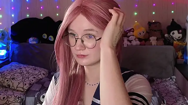 kitty_smalltits - Kitty_smalltits's free webcam - UK Sex Cams