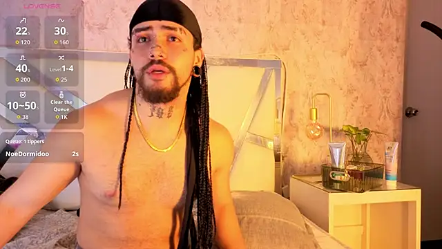 benny_and_mark - Benny_and_Mark's free webcam - UK Sex Cams