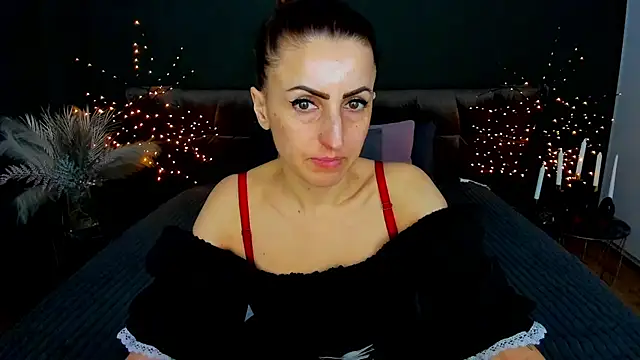 rebecca_diamond - Rebecca_Diamond's free webcam - UK Sex Cams