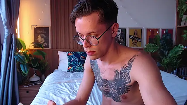 william_henry_ - William_Henry_'s free webcam - UK Sex Cams