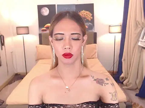 PreciousAmore webcam