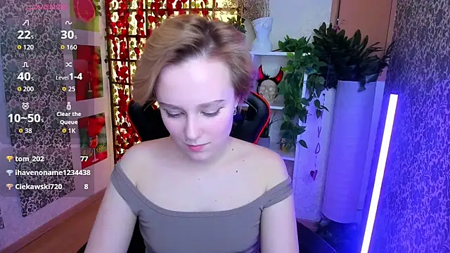 Ellie_Heavenly webcam