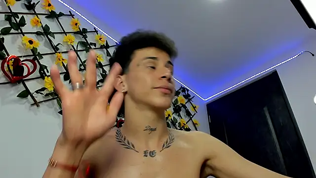 Maxxx_bigcockx webcam