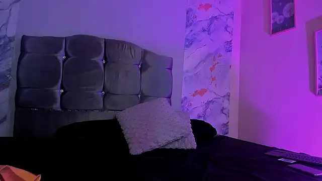 ell_pbc - ELL_PBC's free webcam - UK Sex Cams